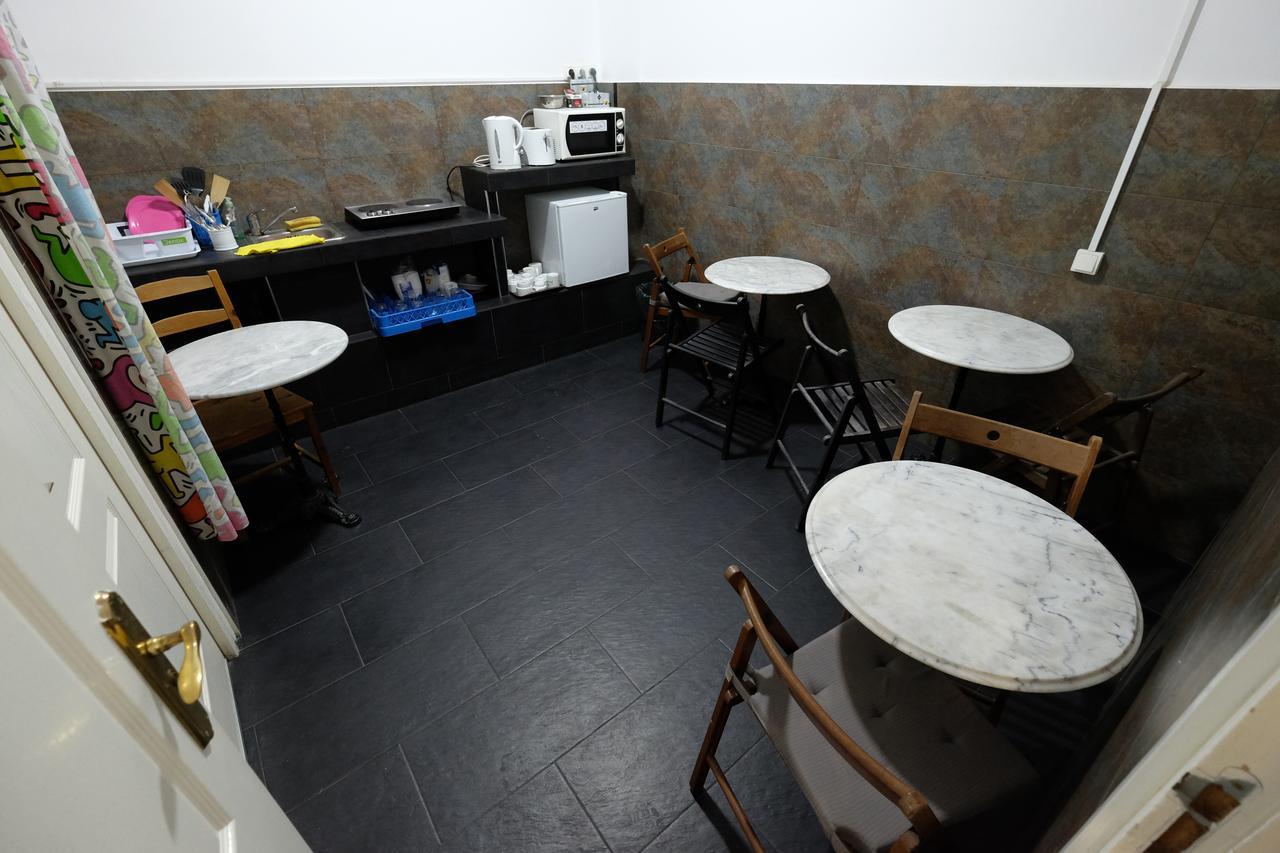 Lenin Hostel Barcelona Eksteriør bilde
