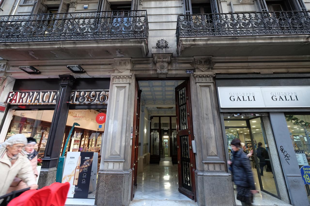 Lenin Hostel Barcelona Eksteriør bilde