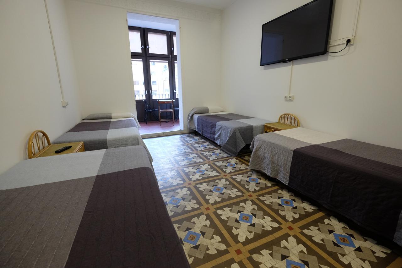 Lenin Hostel Barcelona Eksteriør bilde