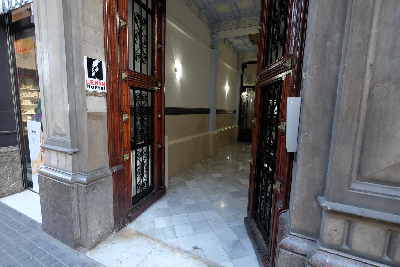 Lenin Hostel Barcelona Eksteriør bilde
